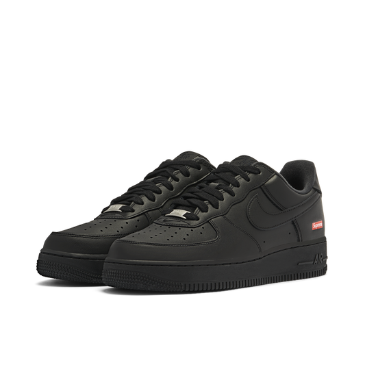 Nike Air Force 1 basse Supreme coloris noir