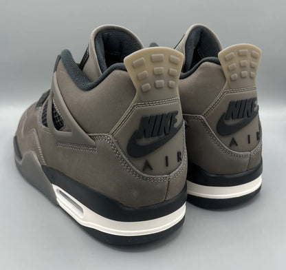 Pierre rupestre rétro Jordan 4