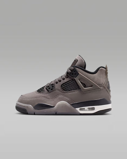Pierre rupestre rétro Jordan 4