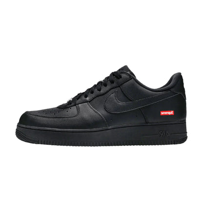Nike Air Force 1 basse Supreme coloris noir